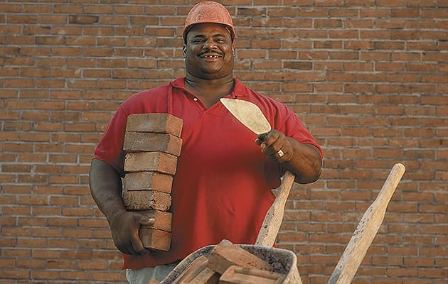A content Perry posed for Sports Illustrated’s original “Where Are They Now” issue in 2000, four years removed from his football career.